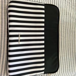 Black and White Striped Laptop Sleeve